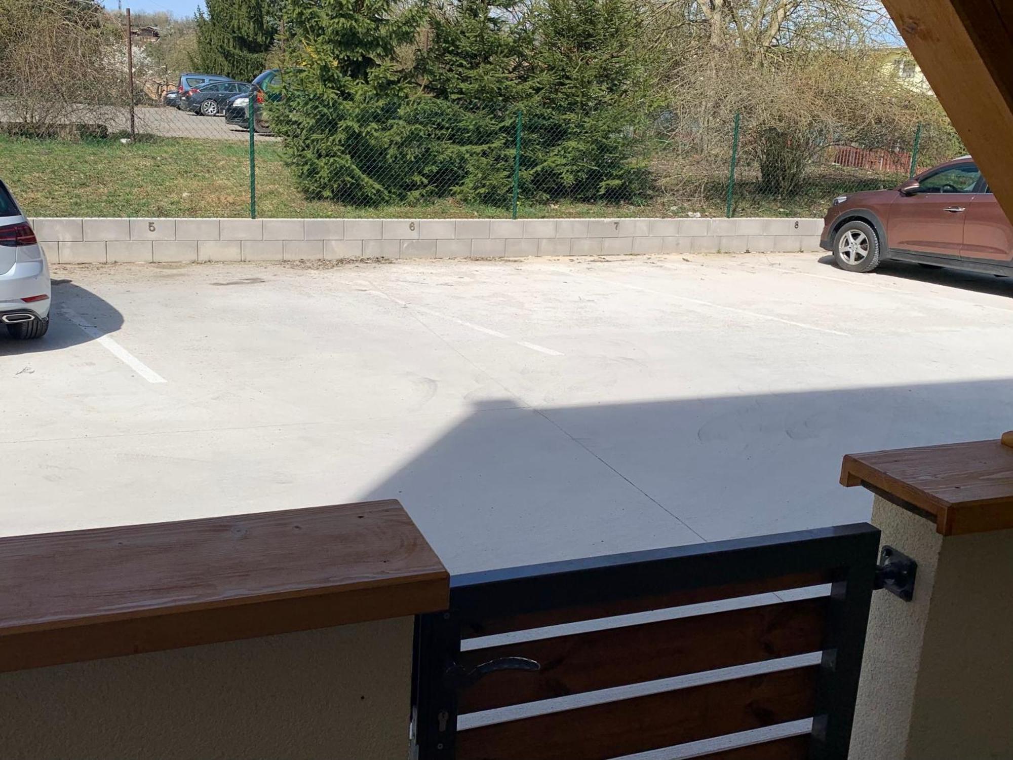Apartman S Terasou Zvolen Εξωτερικό φωτογραφία